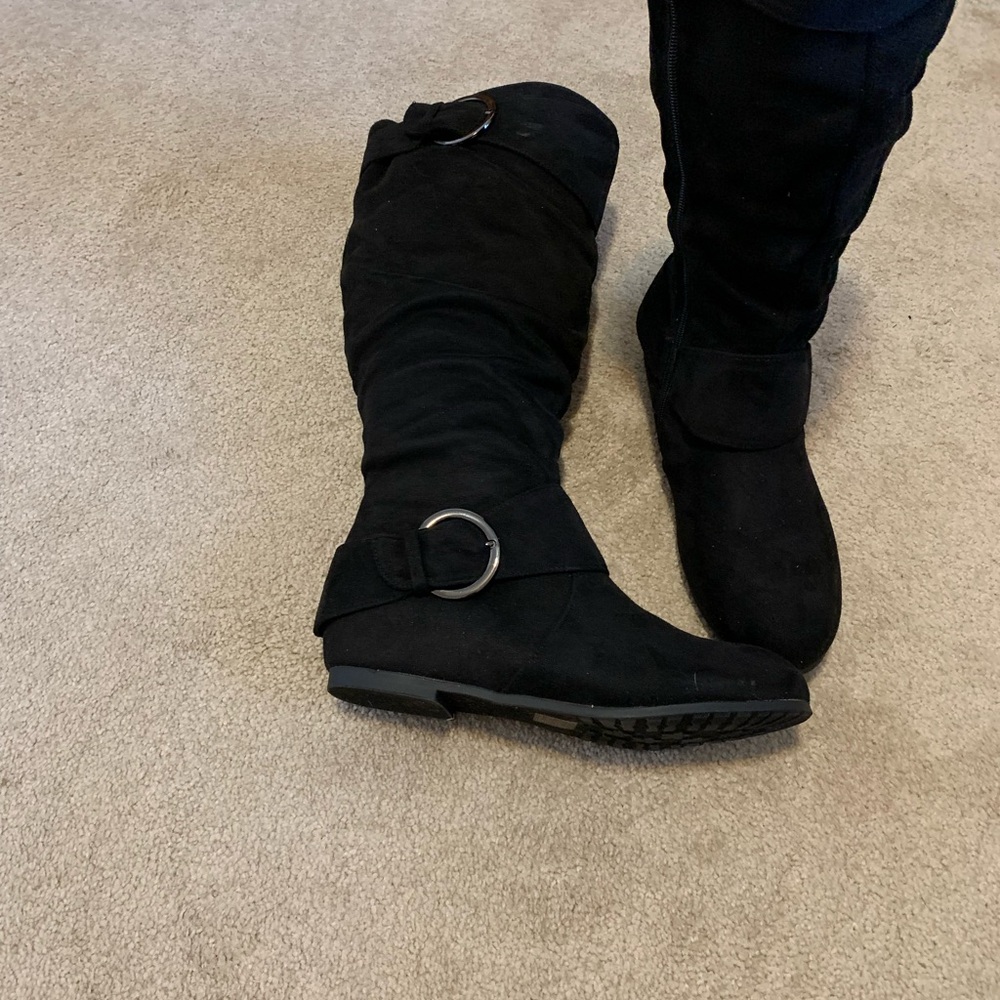 Black suede boots Size 8